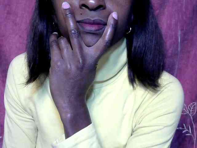 Tinah24 webcam