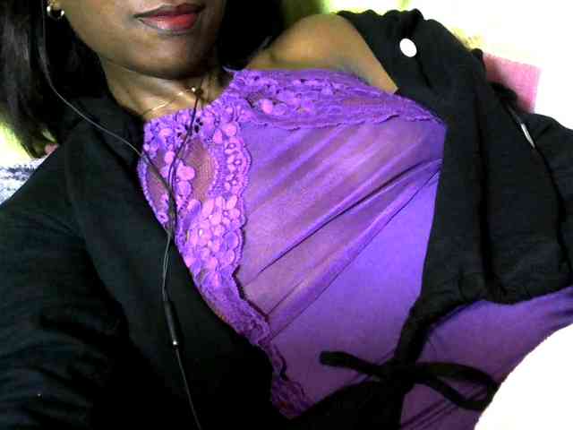 Tinah24 webcam