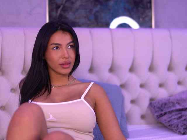AishaDevoe Live Webcam on BongaCams