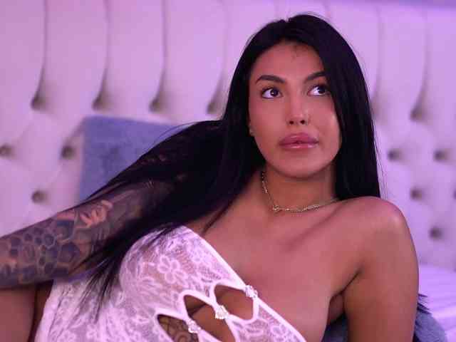 AishaDevoe Live Webcam on BongaCams