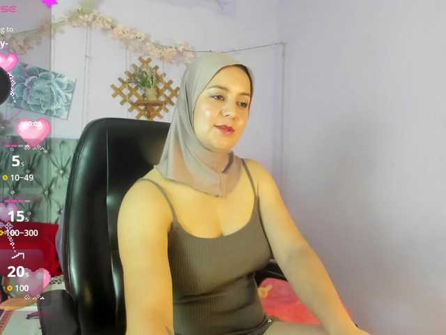 BadraSaadi's BongaCams show and profile