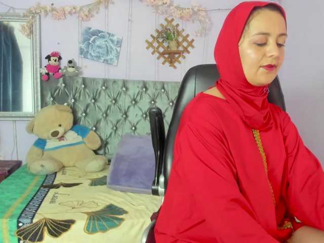 BadraSaadi's BongaCams show and profile
