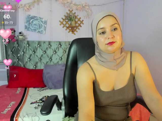 BadraSaadi's BongaCams show and profile