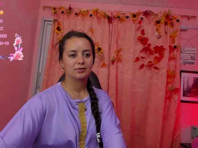 BadraSaadi webcam