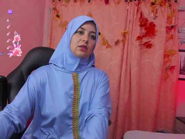 BadraSaadi webcam