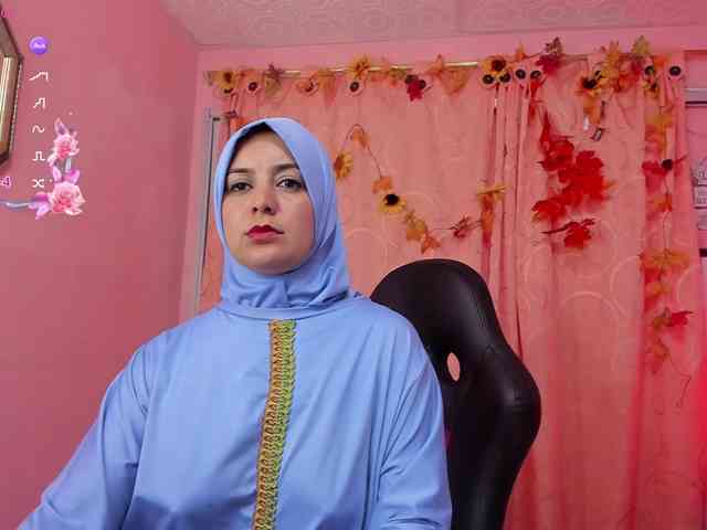 BadraSaadi Live Webcam on BongaCams