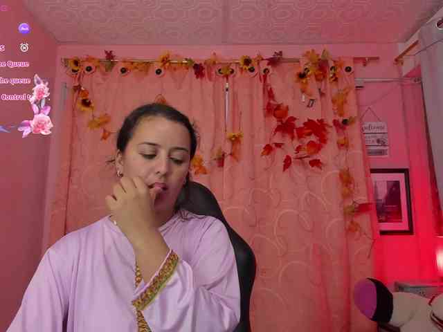 BadraSaadi webcam