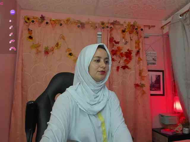 BadraSaadi webcam