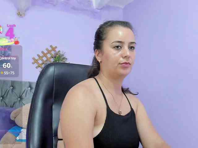 BadraSaadi webcam