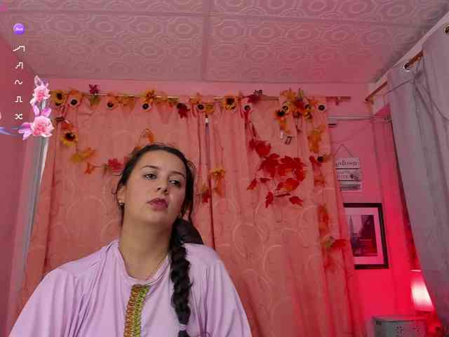 BadraSaadi webcam