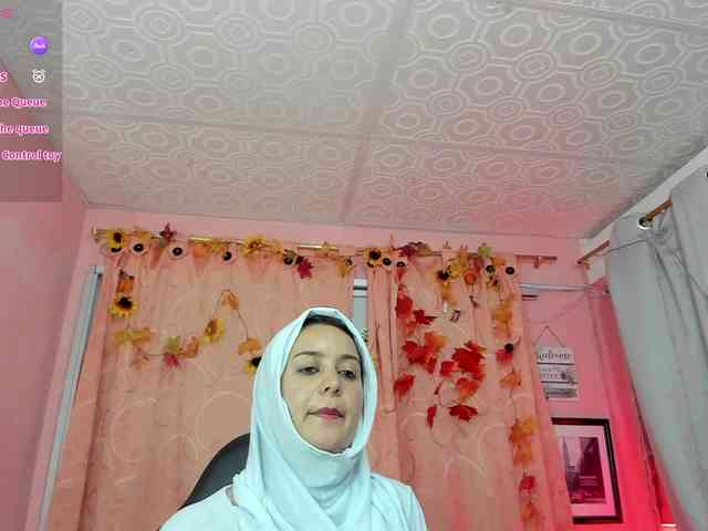 BadraSaadi webcam