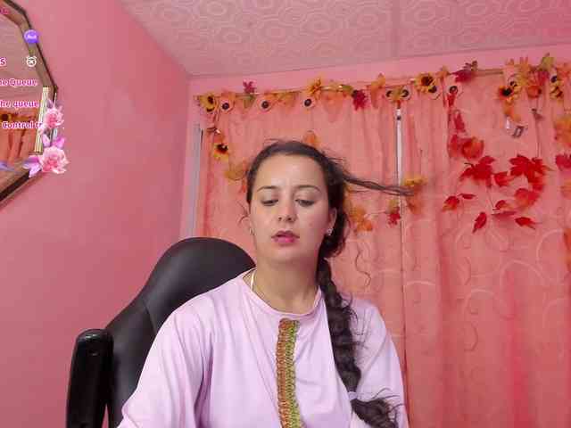 BadraSaadi webcam