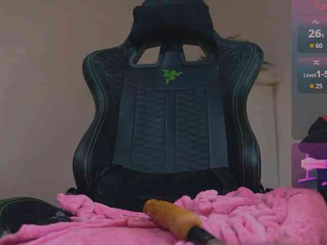 AliceDavidson webcam