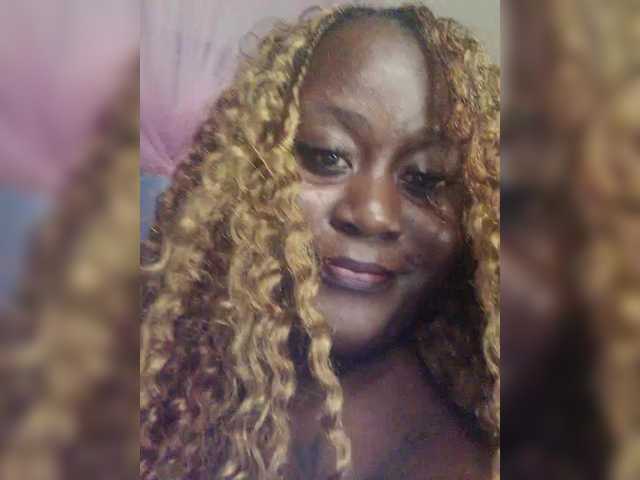 Milkshakebby2's BongaCams show and profile