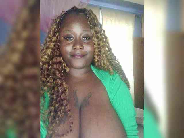 Milkshakebby2 webcam