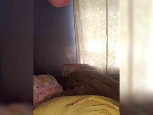 Milkshakebby2 webcam