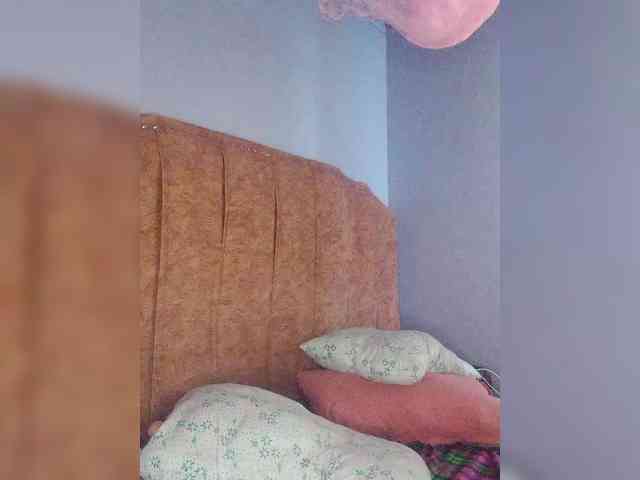 Milkshakebby2 webcam