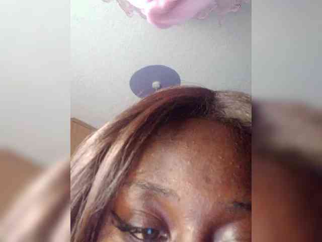 Milkshakebby2 webcam