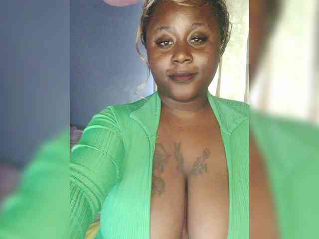 Milkshakebby2 webcam