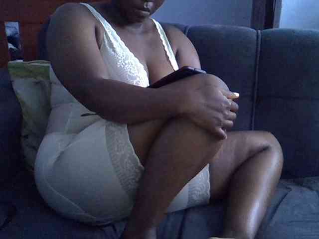 Sweetcandy75 webcam