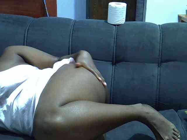 Sweetcandy75 webcam
