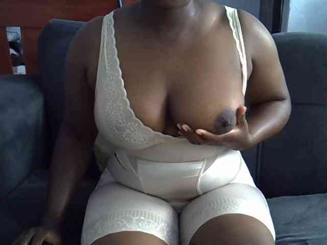 Sweetcandy75 webcam