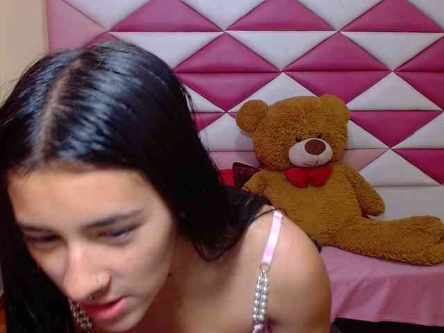 emmajonzlx webcam