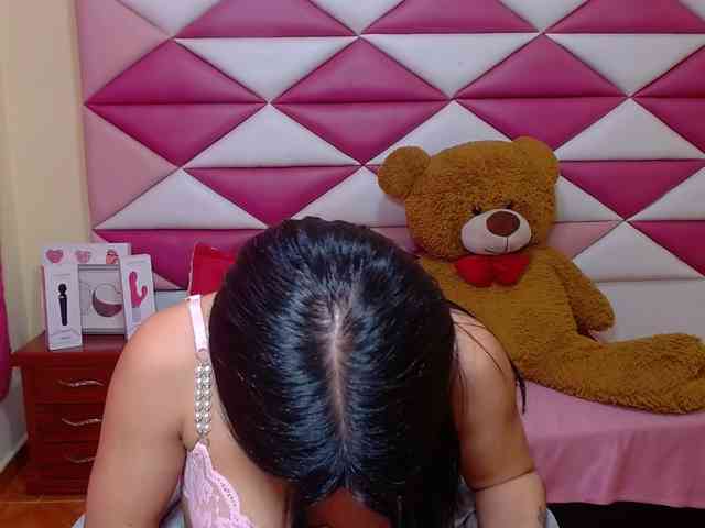 emmajonzlx webcam