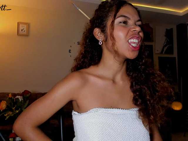 estefy-arroyo's BongaCams show and profile