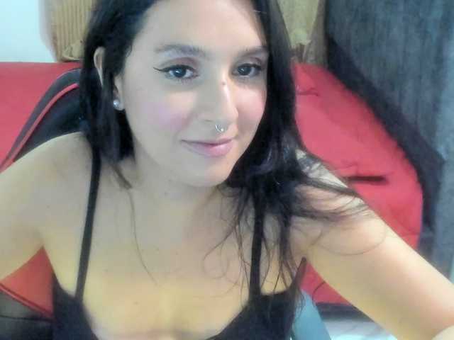 pantheisa's BongaCams show and profile