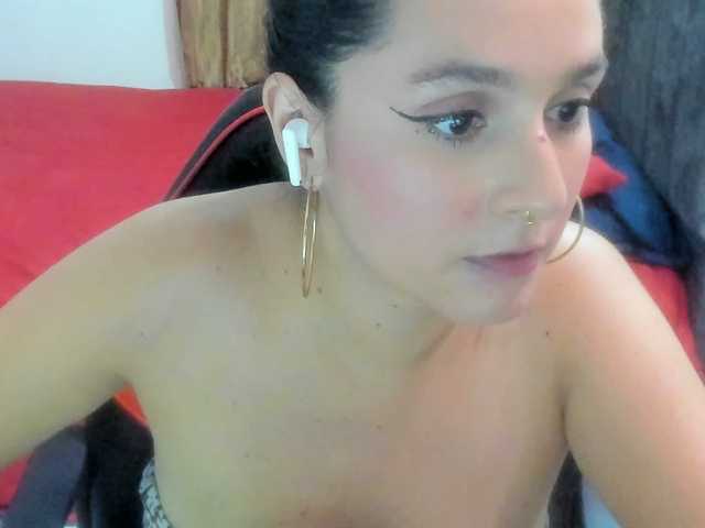 pantheisa's BongaCams show and profile