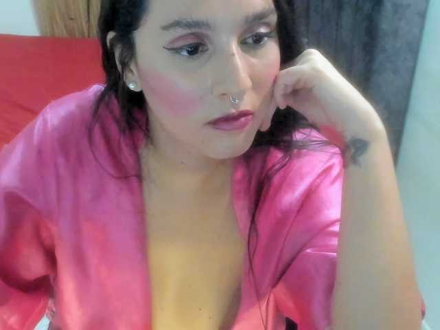 pantheisa's BongaCams show and profile