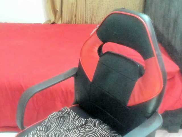 pantheisa's BongaCams show and profile