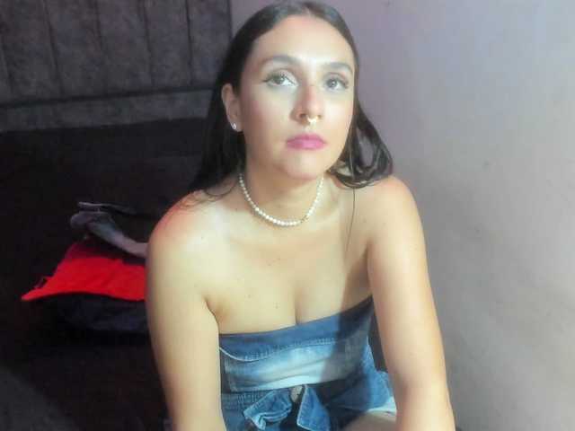 pantheisa's BongaCams show and profile