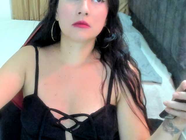 pantheisa's BongaCams show and profile