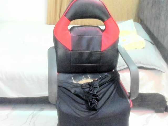 pantheisa's BongaCams show and profile