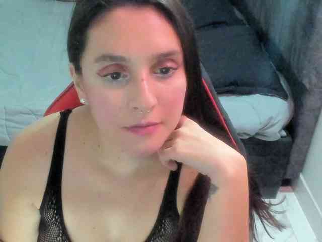 pantheisa Live Webcam on BongaCams