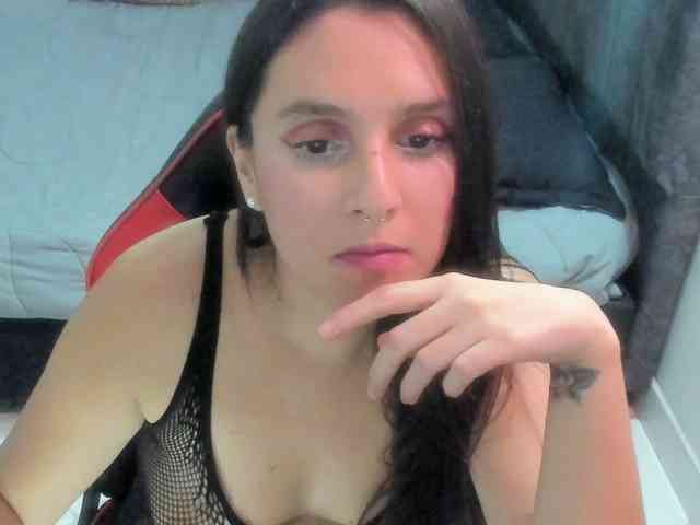 pantheisa Live Webcam on BongaCams