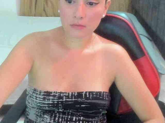 pantheisa Live Webcam on BongaCams