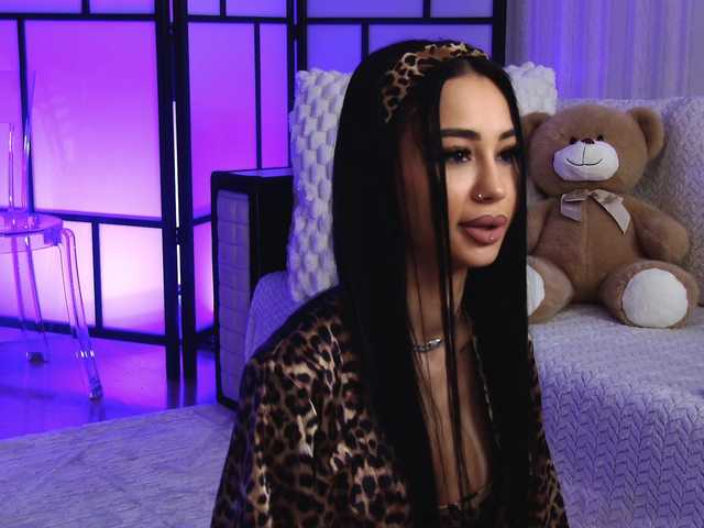 OnlyXandra7's BongaCams show and profile