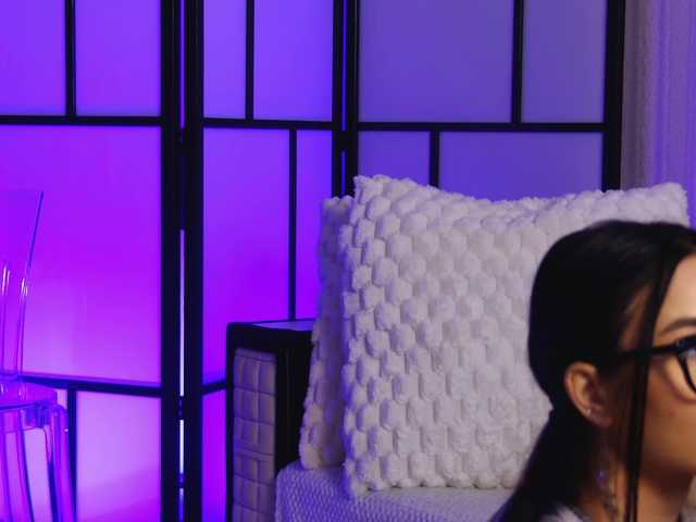 OnlyXandra7's BongaCams show and profile