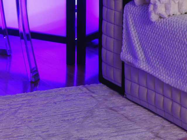 OnlyXandra7's BongaCams show and profile