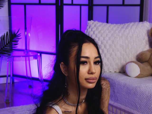 OnlyXandra7's BongaCams show and profile