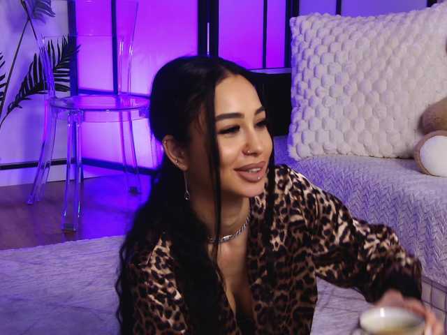 OnlyXandra7's BongaCams show and profile