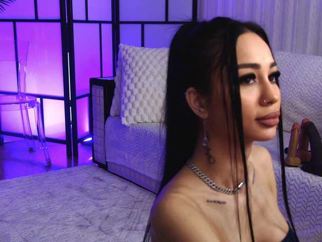 OnlyXandra7's BongaCams show and profile