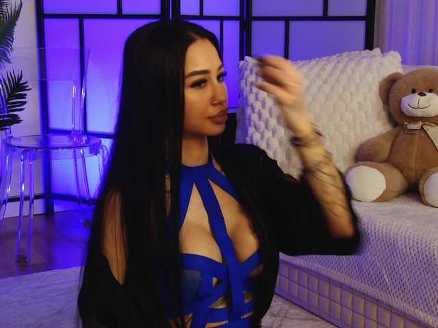 OnlyXandra7's BongaCams show and profile