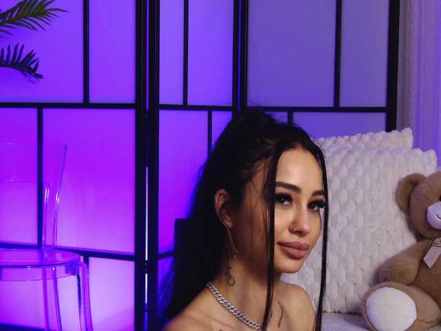 OnlyXandra7's BongaCams show and profile