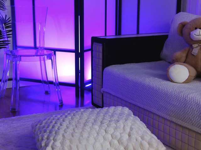 OnlyXandra7's BongaCams show and profile