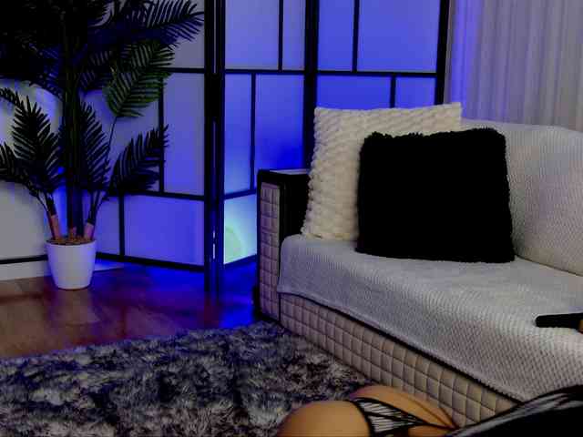 OnlyXandra7 webcam