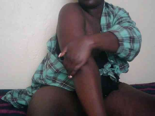 EbonyCreamer
